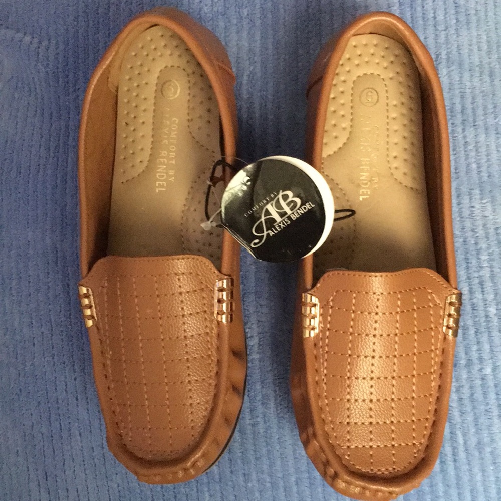 Comfort By ALEXIS BENDEL size 7 cognac moccasin